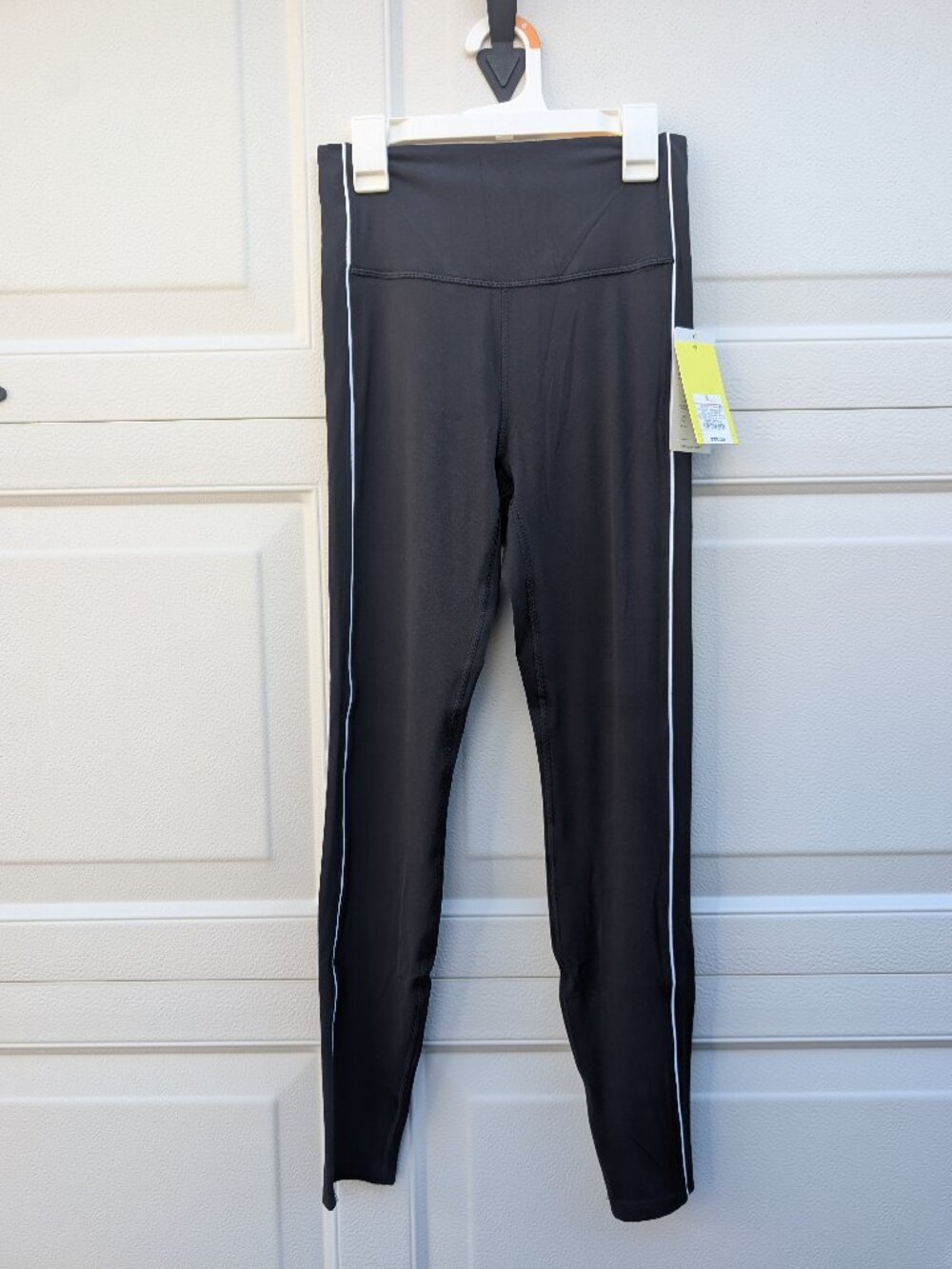 NWT-Soft Athletic pants-Small
